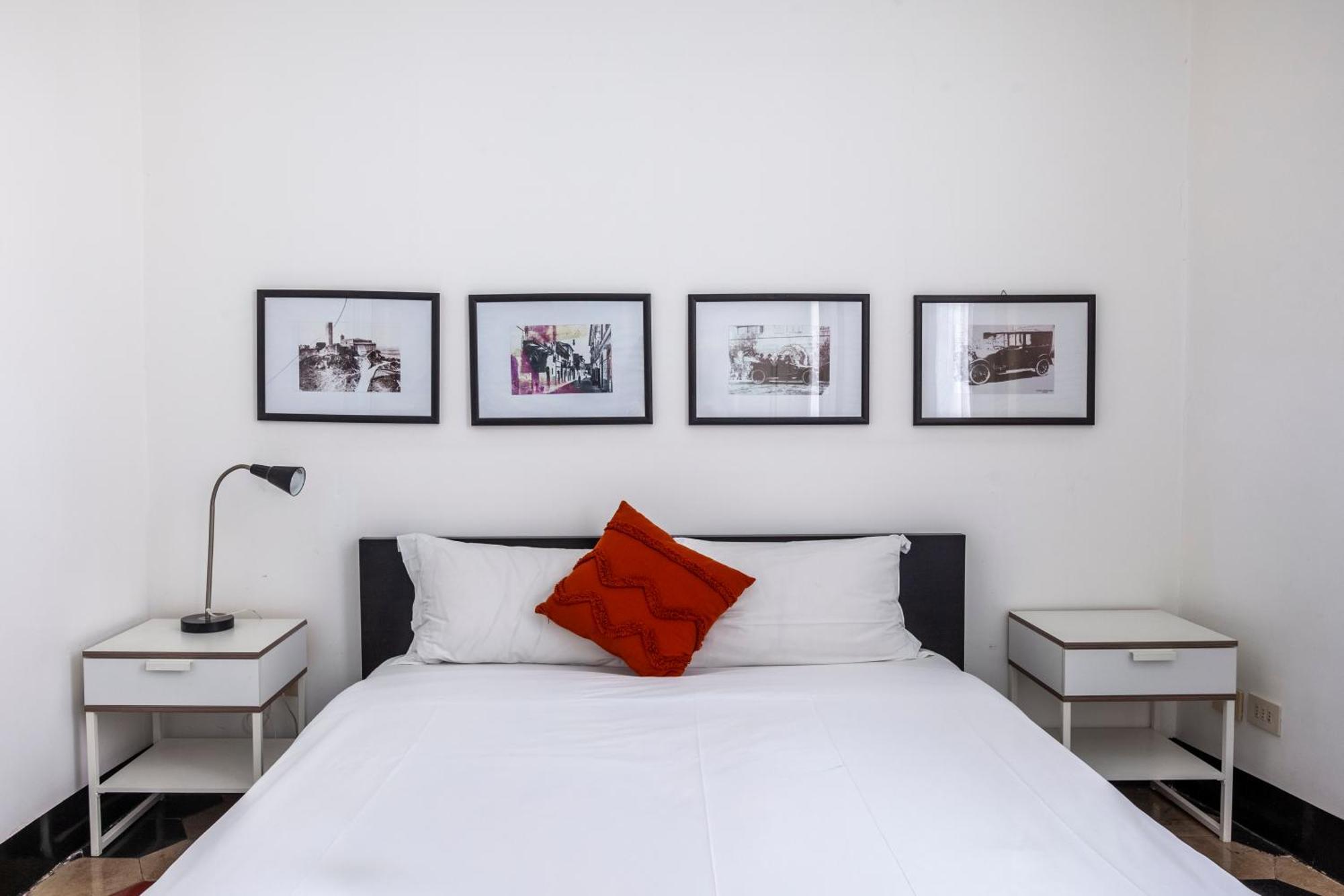 Spanish Steps Charming Apartment Рим Екстер'єр фото